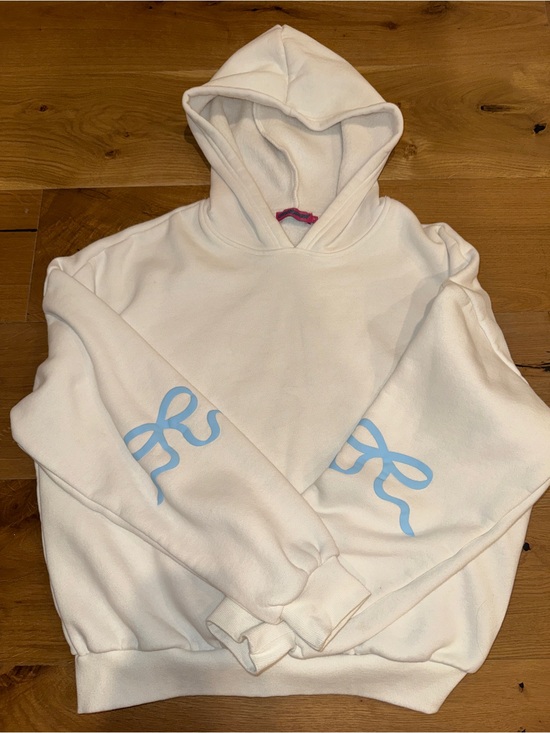 Edikted Sweaters - Edikted Cream Hoodie with Light Blue Bow Details